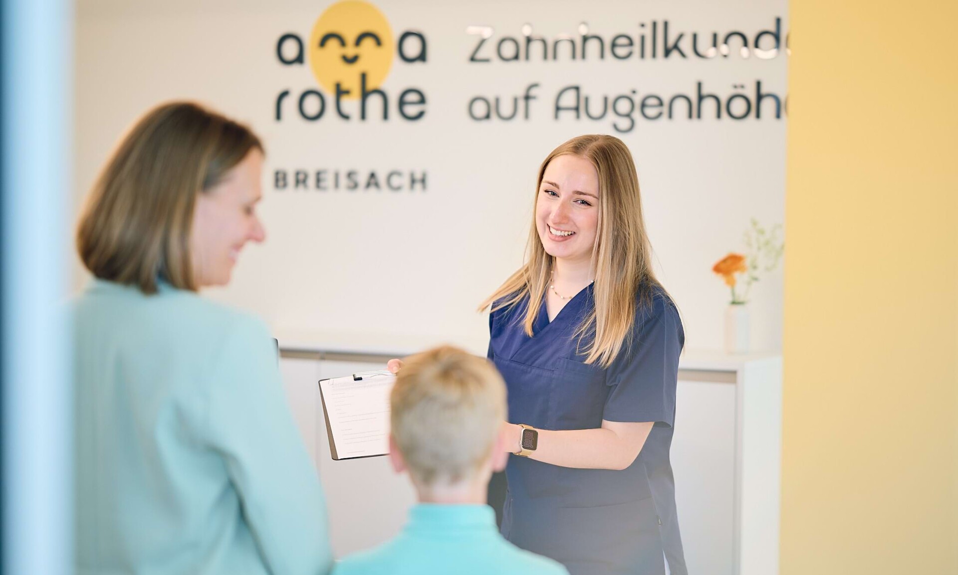 Hier f&uuml;hlen sich schon die Kleinsten wohl: Ihr Zahnarzt f&uuml;r B&ouml;tzingen.